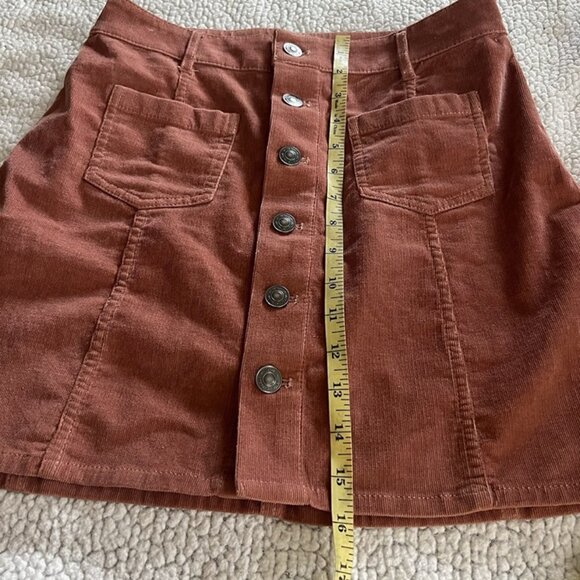 NWT Aerie Corduroy Mini Skirt sz S Buttons Pockets Normcore Clean Girl Preppy - Picture 6 of 6